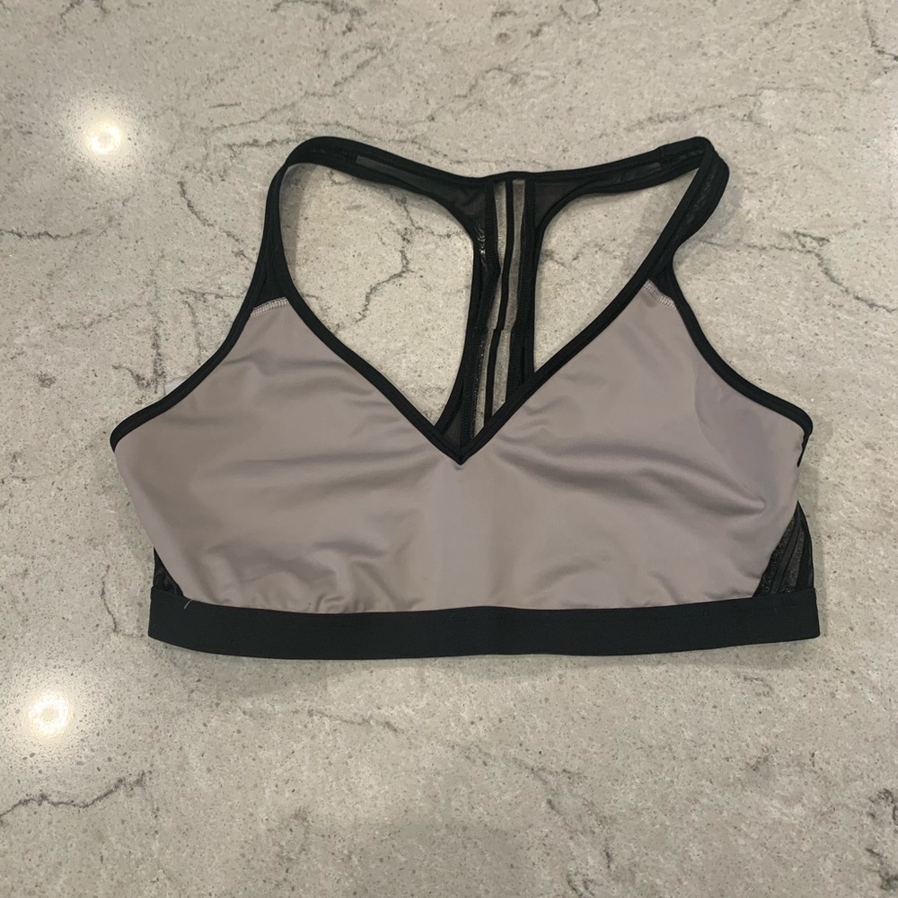 Victoria’s Secret Medium Sports Bra